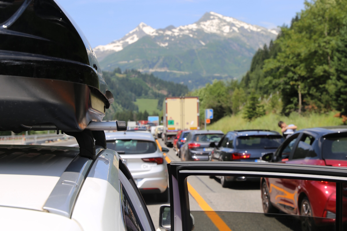 Stau in Richtung Gotthard-Tunnel